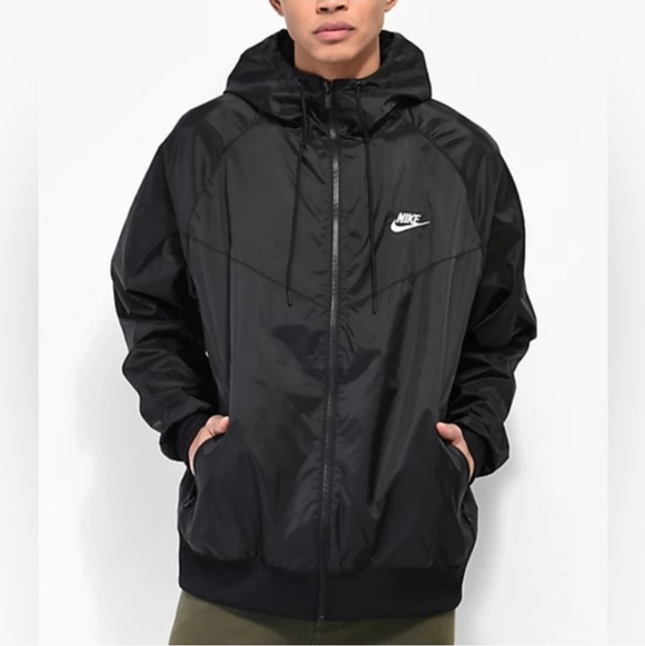 Nike Jackets & Blazers - Nike Women's Black Windrunner Hooded Jacket